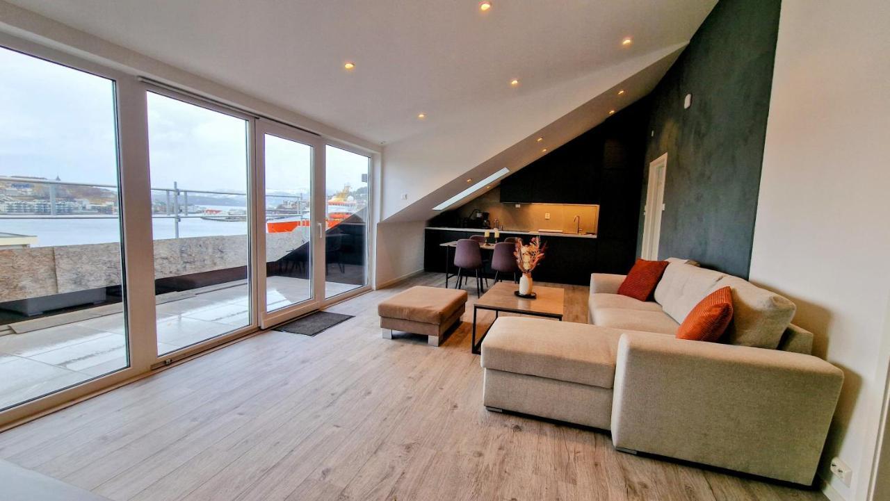 Lovely 2-Bedroom Loft With Panoramic View. Kristiansund Eksteriør billede